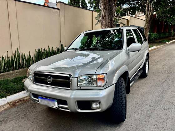NISSAN PATHFINDER 3.5 SE LUXO 4X4 V6 24V GASOLINA 4P AUTOMÁTICO NISSAN PATHFINDER 3.5 SE LUXO 4X4 V6 24V GASOLINA 4P AUTOMÁTICO